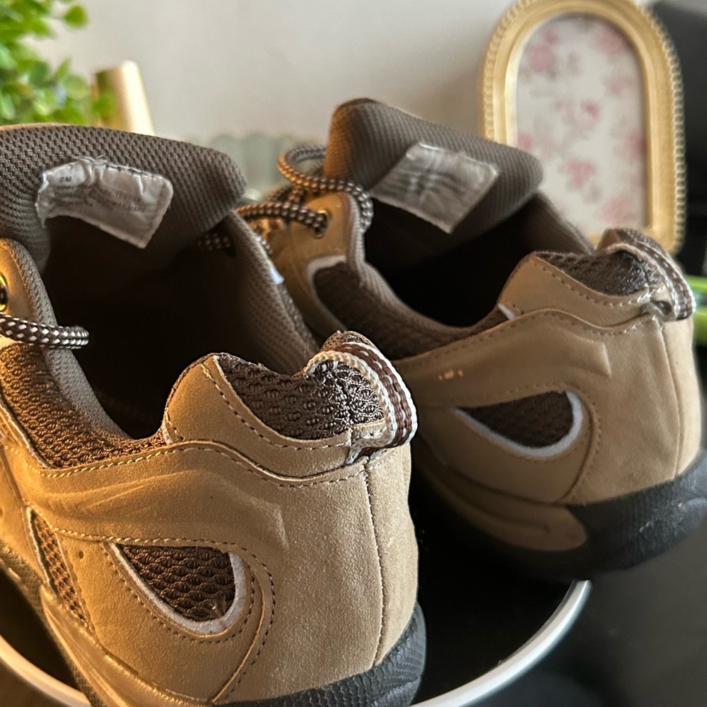 Merrell Brown and Tan Sneakers - Picture 4 of 7